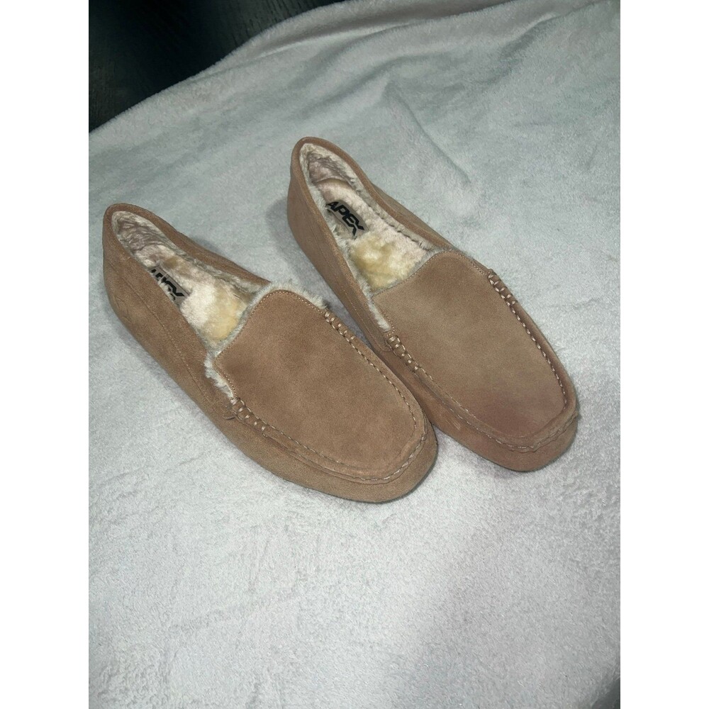 New Apex fuzzy loafers W 11, M 10